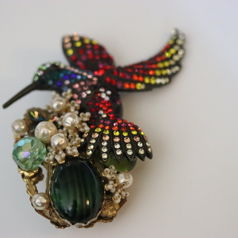 Vintage Signed Stanley Hagler Hummingbird Brooch Pin Rainbow of Colors